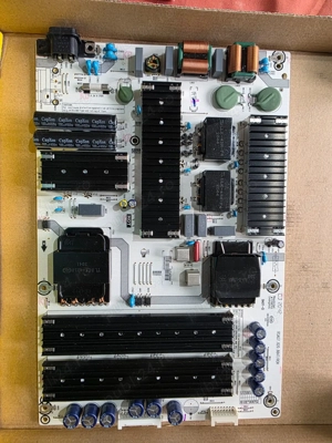 sursa rsag7.820.8847 de pe tv Hisense 55u8qf