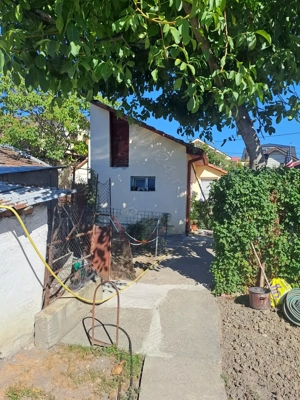 Vind CASA MEHALA PE str HORIA din cărămidă suprafață 800 din care 100 locuibil front stradal 22m - imagine 2