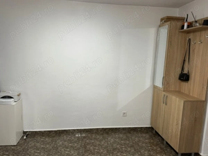 Vand apartament cu 2 camere decomandat