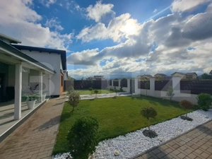 Casa parter cu priveliste spre munte,singur in curte - imagine 19 Casa parter cu priveliste spre munte,singur in curte - imagine 19