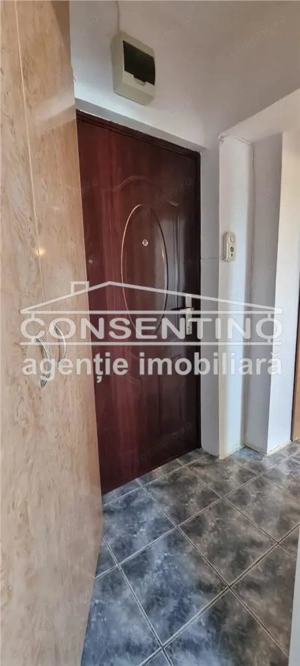 Se vinde gars. conf 1 , decomandata , liber , etj 3 , Centru -Cuza Voda , bloc 1985 - imagine 9 Se vinde gars. conf 1 , decomandata , liber , etj 3 , Centru -Cuza Voda , bloc 1985 - imagine 9