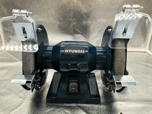 Polizor de banc Hyundai pentru ascutire si slefuire 289 lei