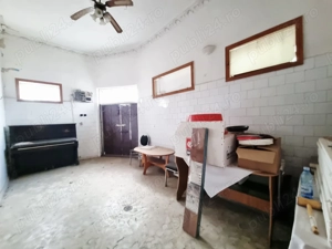 Casa situata intr-o zona buna a orasului - imagine 12