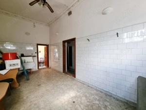 Casa situata intr-o zona buna a orasului - imagine 14