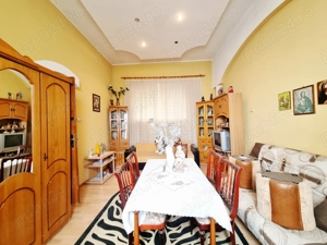 Casa situata intr-o zona buna a orasului - imagine 10