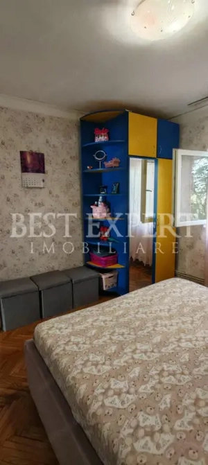 3 Camere Spațioase în zona centrală Vitan lângă Mall gata de mutare! - imagine 11