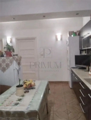 Zona Aeroport - 2 Camere - ETAJ 1 - Decomandat - Centrala proprie - imagine 3 Zona Aeroport - 2 Camere - ETAJ 1 - Decomandat - Centrala proprie - imagine 3