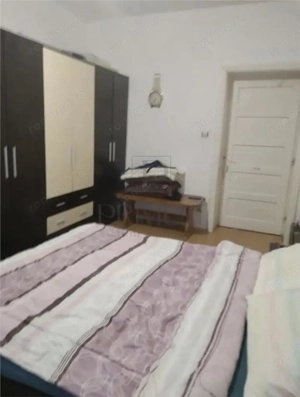 Zona Aeroport - 2 Camere - ETAJ 1 - Decomandat - Centrala proprie - imagine 4 Zona Aeroport - 2 Camere - ETAJ 1 - Decomandat - Centrala proprie - imagine 4