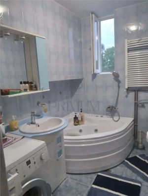 Zona Aeroport - 2 Camere - ETAJ 1 - Decomandat - Centrala proprie - imagine 6 Zona Aeroport - 2 Camere - ETAJ 1 - Decomandat - Centrala proprie - imagine 6