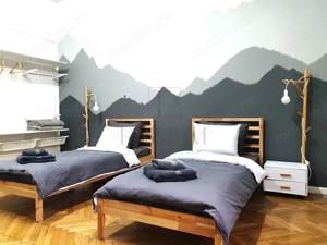 CENTRAL - PARTER INALT - 4 CAMERE - 2 BAI - 2 TERASE - CENTRALA PROPRIE - CLIMA - BOXA - imagine 2