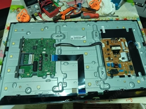 lvds bn96-203702 de pe tv Samsung ue32f4000 - imagine 3