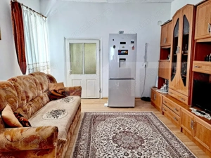 Apartament cu 2 camere, 90mp , cu curte, zona Turda Noua  - imagine 2