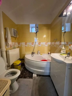 Apartament cu 2 camere, 90mp , cu curte, zona Turda Noua  - imagine 9