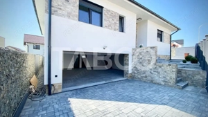 Casa individuala de vanzare pe un nivel la intrare in Selimbar - imagine 3