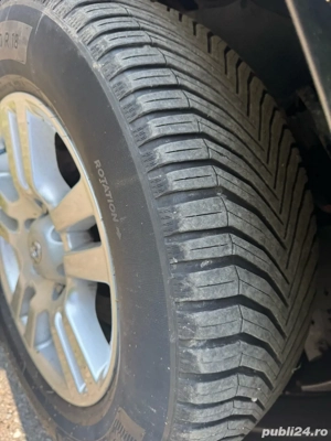 Toyota Land Cruiser 2011 - imagine 7