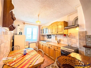 3D!Decomandat,3camre,Targu Secuiesc, Garii,renovat,balcon,garaj,locatie avantajoasa, - imagine 4