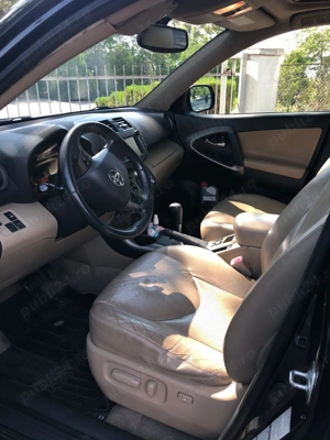 Vanzare TOYOTA RAV4 2010, Diesel. Pret 7000 EURO - imagine 4 Vanzare TOYOTA RAV4 2010, Diesel. Pret 7000 EURO - imagine 4