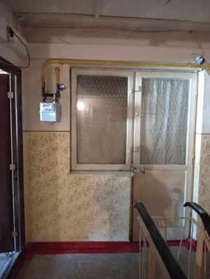 Vând apartament cu doua camere