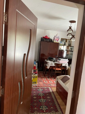 Vand casa Livadia comuna Baru