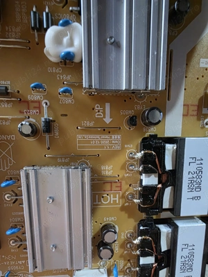 sursa bn44-01106a de pe tv Samsung qe65q70 - imagine 3