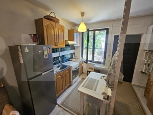 Apartament in vila, 47 mp, curte proprie de 37 mp - Cartier 23 August, Sector 3  - imagine 8