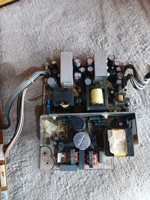 sursa 05ta071a de pe tv Schneider ldt3205