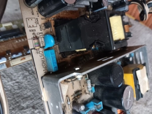 sursa 05ta071a de pe tv Schneider ldt3205 - imagine 2