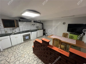 Casa individuala 4 camere 2 bai teren 1310 mp zona Gusterita Sibiu - imagine 9