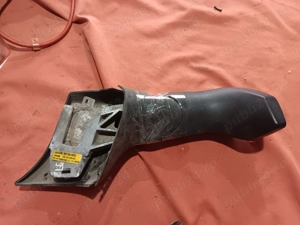 suport oglinda man 81.63730-6656 de pe camion Man 