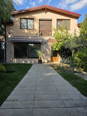 GARSONIERĂ 40mp, elegantă, modernă, open space, în vilă, Dr  Taberei Militari zona Plaza România. - imagine 4