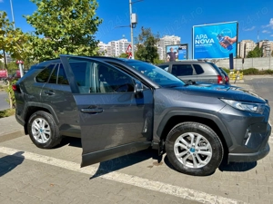 Vand SUV Toyota RAV4 2.5 E-CVT HYBRID DYNAMIC  AWD - fabricat 2024, primul proprietar  - imagine 4