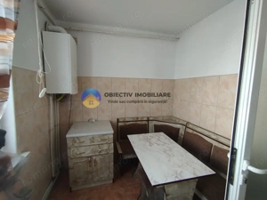 Apartament 2 camere ,ETAJ 2–zona Asirom - imagine 9