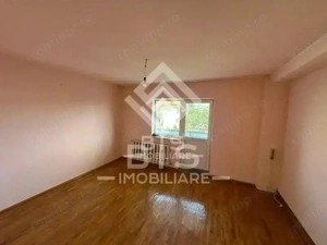 Apartament 3 camere str. Constantin Roman Vivu - imagine 6