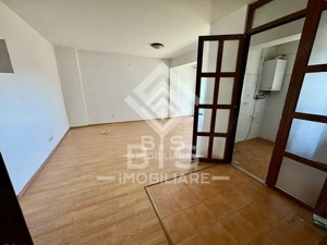 Apartament 2 camere- Bloc Nou, Independenţei - Kaufkand - imagine 3