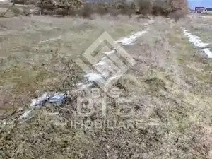 Teren de vanzare 20 ari - zona Subcetate