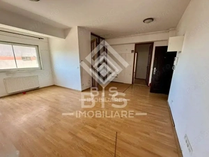 Apartament 2 camere- Bloc Nou, Independenţei - Kaufkand - imagine 5