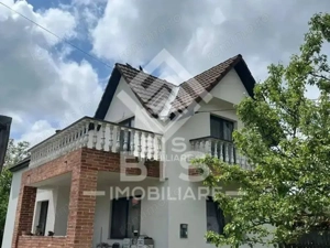 Casa  renovată în totalitate în Arcalia