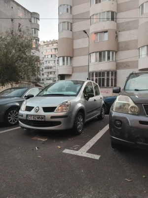 Vând autoturism Renault Modus