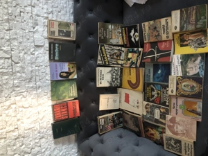 Vand diverse carti  - imagine 4