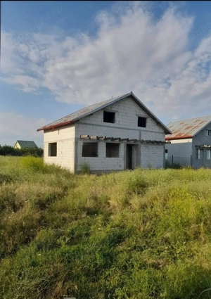 Casa de vânzare P+M##1000 m teren