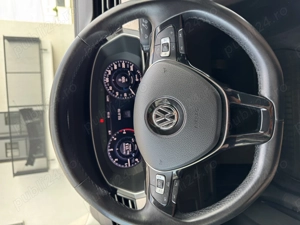 Volkswagen Passat 2.0 TDI DSG 4Motion Highline - imagine 9