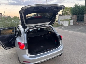 Ford Focus Turnier 1.5 EcoBlue Start-Stopp-System TITANIUM 2019 - imagine 6