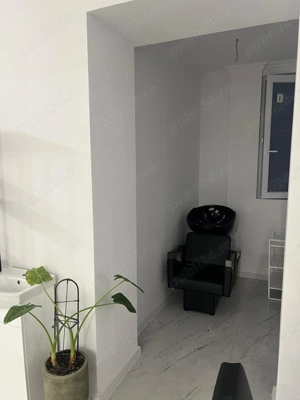 Inchiriez scaun coafura frizerie zona Balcescu  - imagine 3