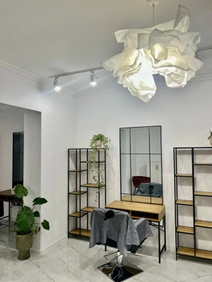 Inchiriez scaun coafura frizerie zona Balcescu 