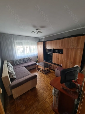 Vind apartament 2 camere, ultracentral, etajul 1, mobilat - imagine 3