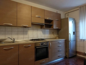 3 camere Decomandate, 2 băi, 2 balcoane, Centrală proprie, Lidia