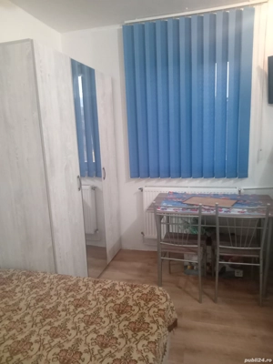 Ofer spre inchiriere camera de camin 