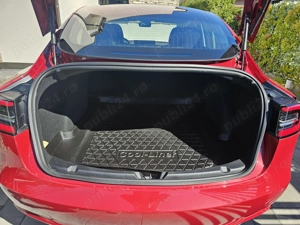 Tesla Model 3 Performance - imagine 9