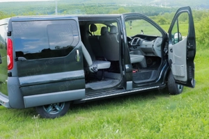 Vând Opel Vivaro 9 locuri  - imagine 6 Vând Opel Vivaro 9 locuri  - imagine 6