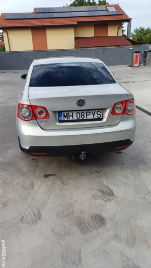 Vând sau schimb VW Jetta 2010 - imagine 2